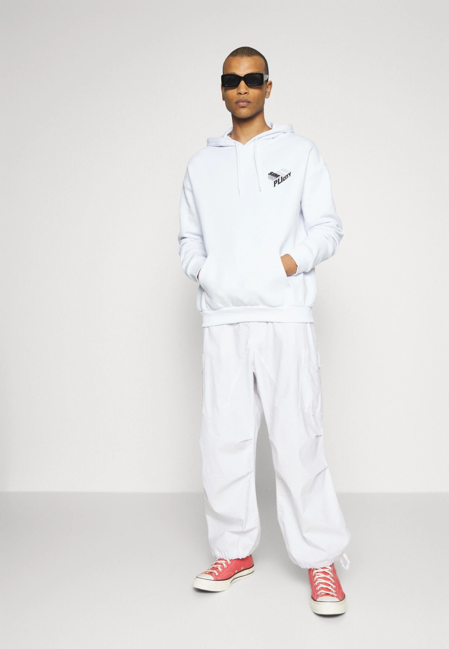 YOURTURN Letters - Hoodie - White - Afbeelding 2