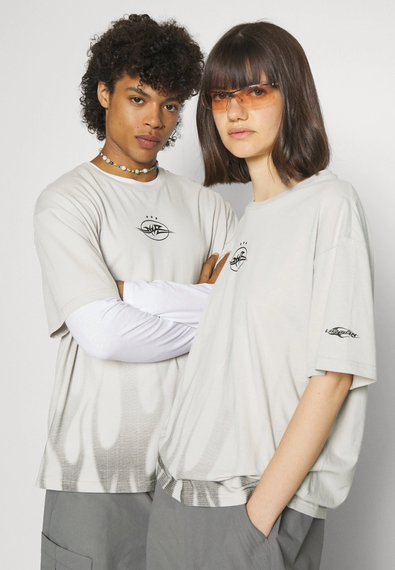 YOURTURN Unisex - T-Shirt Print - Light Grey - Afbeelding 4