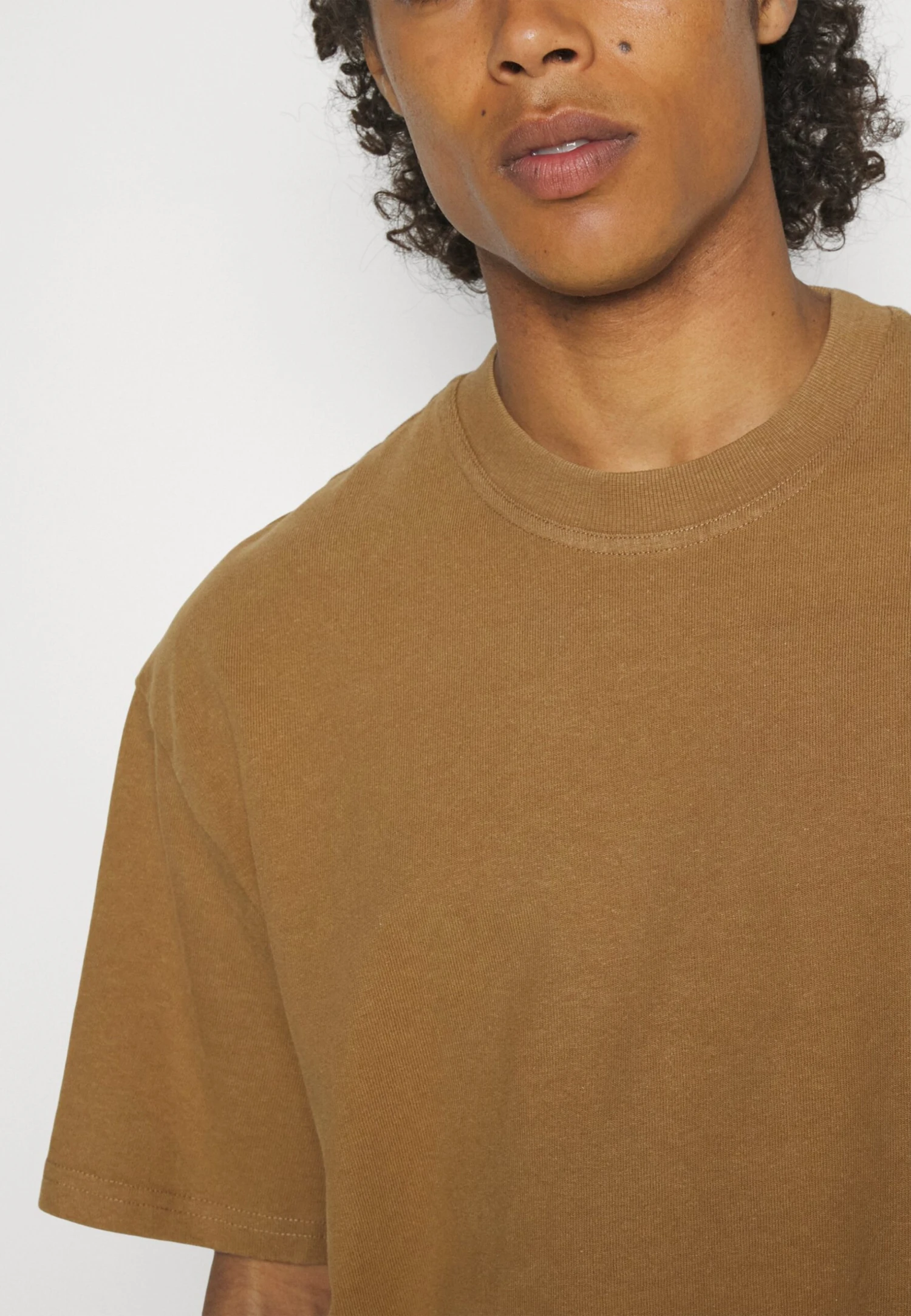 YOURTURN Unisex - T-Shirt Basic - Beige - Afbeelding 7