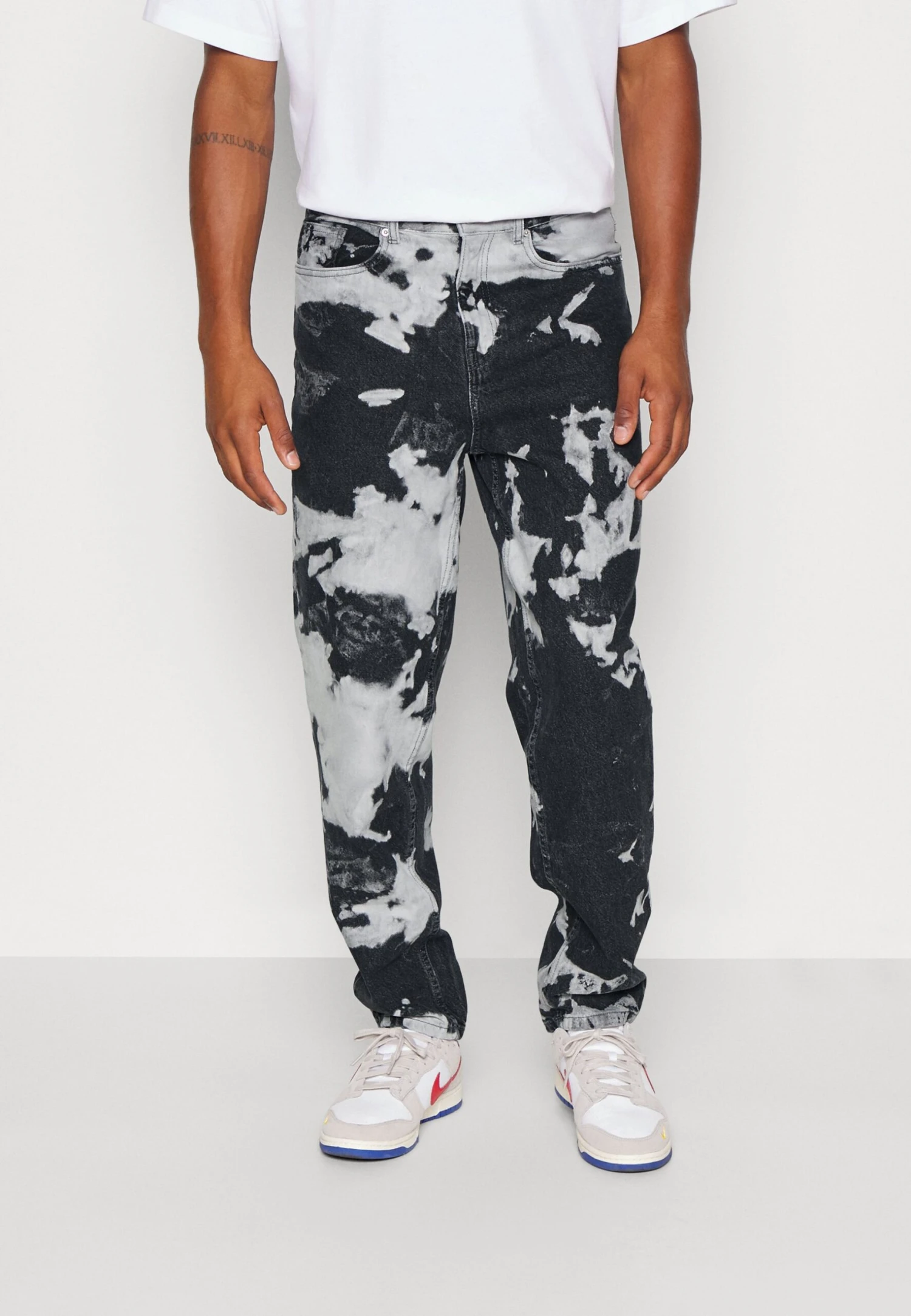 YOURTURN Unisex Moonwash Unisex - Relaxed Fit Jeans - Black